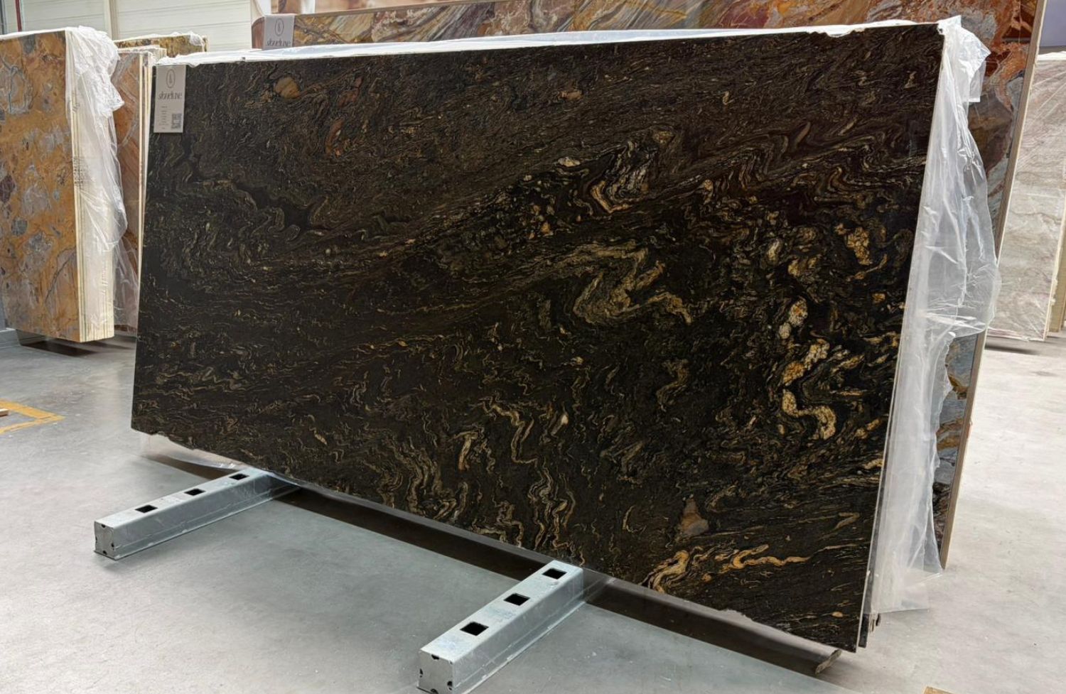 Moana-Loa-leather-graniet